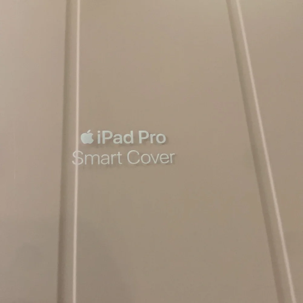 🌹NEW Apple iPad Pro 10.5 - inch Smart Cover - Soft Pink • PROTECTOR